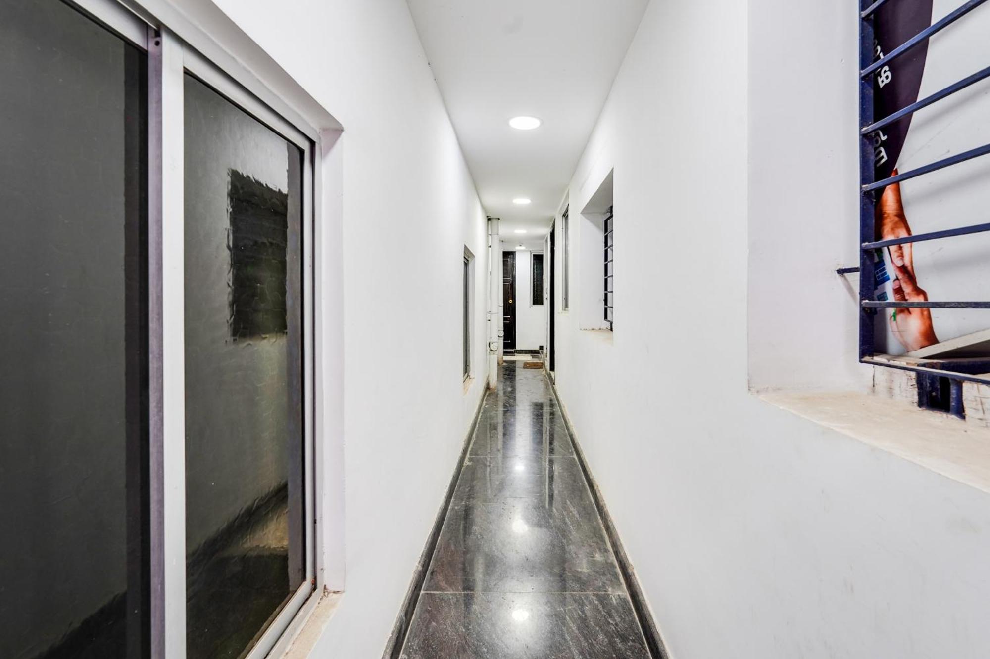 Super Hotel O Kalaingar Nagar Padappai Εξωτερικό φωτογραφία